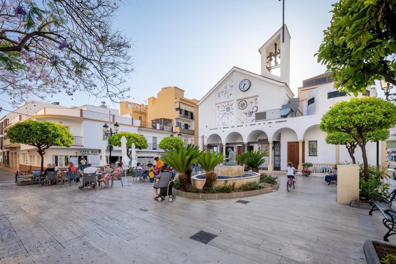 La Trinidad Suites ฟูเอนฮิโรลา ภายนอก รูปภาพ