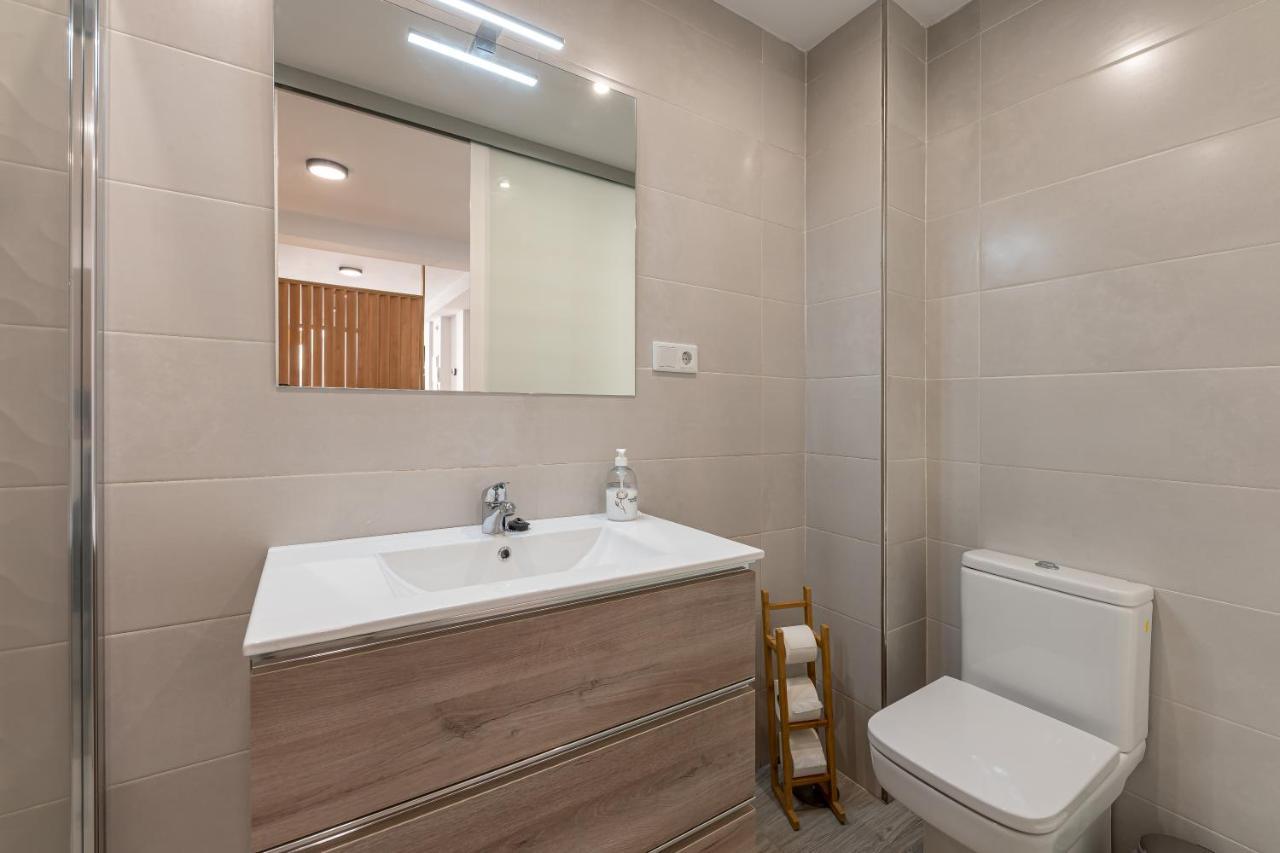 La Trinidad Suites ฟูเอนฮิโรลา ภายนอก รูปภาพ